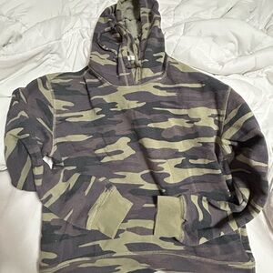 Socialite Camouflage Hoodie Sweater - Green and Black